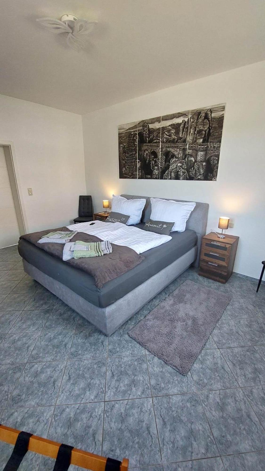 Apartment Am Hofladen Hellendorf - Saechsische Schweiz *